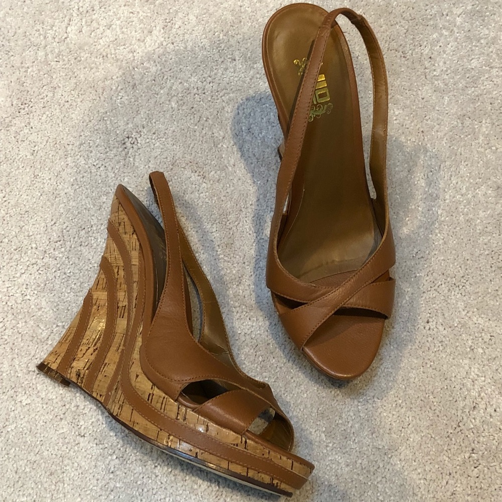 Jennifer Lopez wedges